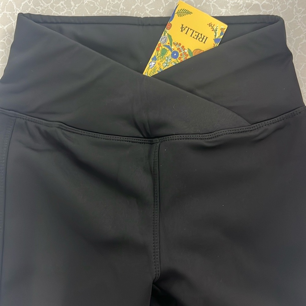 Black High-Waisted Fleece-lined Leggings